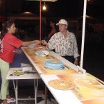 Foliões recebem preservativos e informações sobre DST's durante Carnaju - Equipes da SMS distribuiram material informativo