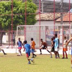 Comunidades da zona Norte desfrutam de bons campos de futebol para a prática do esporte - Fotos: Wellington Barreto