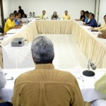 Prefeito reúne secretários e discute ações da PMA durante 2004 - Fotos: Márcio Dantas