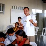 Prefeitura de Aracaju oferece cursos profissionalizantes a moradores do bairro Industrial - Produção de artesanato