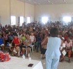 Programas sociais da PMA beneficiam centenas de famílias no bairro Santa Maria - Conceição Vieira