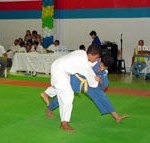 Crianças e adolescentes do Peti participam hoje de campeonato de judô - Fotos: Wellington Barreto