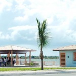 Beleza da orla do bairro Industrial continua atraindo a atenção de turistas e aracajuanos - Fotos: Wellington Barreto
