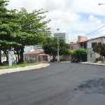 Prefeitura recupera praças e ruas do bairro Grageru  - Asfalto de alta qualidade