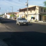 Pavimentação da rua Rafael de Aguiar em fase final - Rua Rafael de Aguiar recebe melhorias