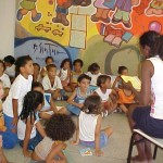Alunos do Ensino Infantil da rede municipal visitam Biblioteca Pública Clodomir Silva - Fotos: Walter Martins