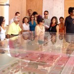Aula prática na Ponte do Imperador para alunos do curso sobre Museu de Rua - Fotos: Wellington Barreto