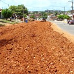 Avenida Santa Gleide recebe serviços de drenagem e colocação de nova subbase - Fotos: Wellington Barreto