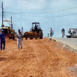 Avenida Santa Gleide recebe serviços de drenagem e colocação de nova subbase - Fotos: Wellington Barreto