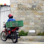 Motoboys são beneficiados com programa da Prefeitura - Fotos: Márcio Garcez