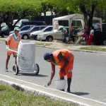 Serviços de pintura e limpeza deixam espaço urbano mais agradável - Fotos: Márcio Garcez