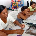 Programa do Governo Federal contribui para a educação de jovens e adultos em Aracaju - Fotos: Márcio Garcez