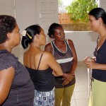 Mães do bairro Santa Maria participam de palestra sobre relacionamento entre pais e filhos - Fotos: Márcio Garcez