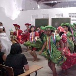 Garis e margaridas da PMA recebem diploma do Curso de Alfabetização - Servidores deram um passo importante para suas vidas