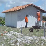Emsurb executa limpeza em cemitérios e lavanderias municipais - Cemitério do ABC é limpo pela PMA