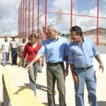 Prefeito em exercício visita nova praça do bairro Santa Maria - Fotos: Márcio Dantas