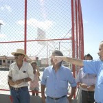 Prefeito em exercício visita nova praça do bairro Santa Maria - Fotos: Márcio Dantas