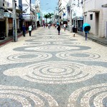 Pedras portuguesas já compõem o visual de boa parte dos calçadões do centro comercial - Fotos: Wellington Barreto