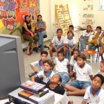 Crianças participam de exibição de filme na Clodomir Silva - Fotos: Wellington Barreto