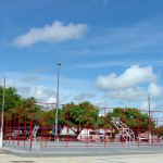 Serviços hidráulicos e de energia são realizados na praça Dom José Thomaz  - Fotos: Wellington Barreto
