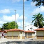 Serviços hidráulicos e de energia são realizados na praça Dom José Thomaz  - Fotos: Wellington Barreto