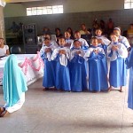 Comunidade do bairro São Carlos ganha festa surpresa em homenagem às mães - Fotos: Walter Martins