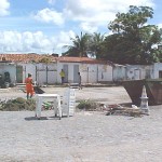 Emsurb realiza trabalho de limpeza na área em frente ao mercado do Siqueira Campos - Limpeza acontece até o final da tarde