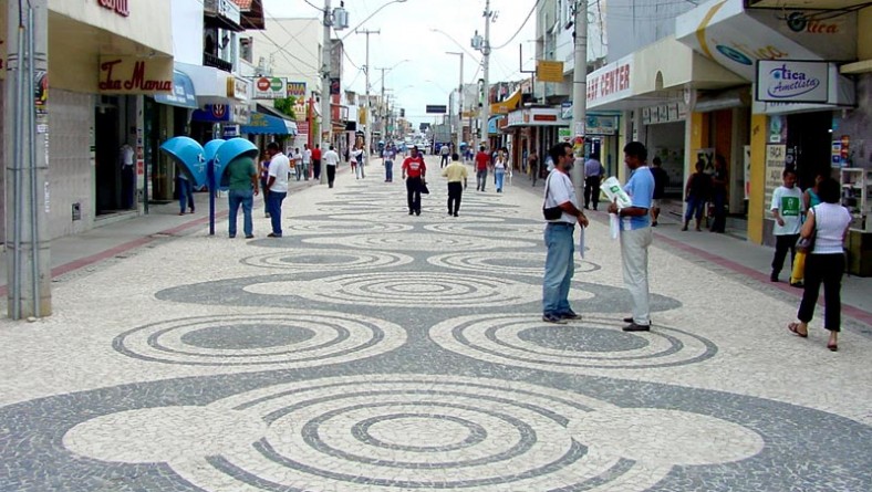 Pedras portuguesas já compõem 50% dos calçadões do Centro da cidade