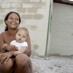 Vida nova para dezenas de famílias carentes da Coroa do Meio a partir de hoje - Fotos: Márcio Garcez