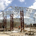 Mercado setorial do Bugio começa a ganhar moderna estrutura metálica - Fotos: Wellington Barreto