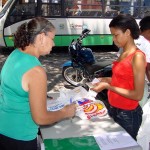 Começa troca de alimentos por ingressos nas arquibancadas do PréCaju 2005 - Fotos: Wellington Barreto