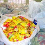 Campanha de arrecadação de alimentos Alegria 100 Fome Zero ganha destaque em O Globo Online - Alimentos arrecadados na campanha