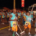 Mais de 300 agentes de limpeza garantem a higiene no local da festa - Fotos: Wellington Barreto