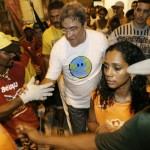 Prefeito visita camarote do GBarbosa e se diverte junto com a população no PréCaju - Fotos: Márcio Dantas