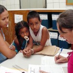 Escola Municipal Presidente Vargas abre vagas para novos alunos e define projetos para 2005 - Fotos: Márcio Garcez