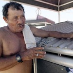 Praia de Atalaia ganha novo visual com barracas implantadas pela prefeitura - Fotos: Márcio Garcez