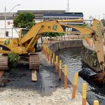 Prefeitura realiza trabalhos de prevenção contra alagamentos em vários bairros da cidade  - Fotos: Márcio Garcez