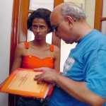 Portadores de deficiência visual são incluídos no convívio social através de atividades educativas - Fotos: Márcio Garcez