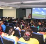 Prefeitura anuncia medidas para viabilizar política de assistência social em Aracaju - Reunião com coordenadores
