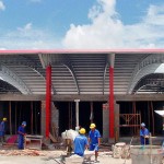 Etapas de revestimento são iniciadas na obra do mercado setorial do conjunto Bugio  - Fotos: Márcio Garcez