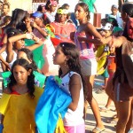 Carnaval de rua anima alunos e moradores do bairro Santa Maria  - Fotos: Walter Martins