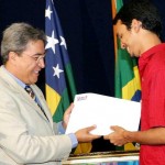 Criador da logomarca dos 150 anos de Aracaju recebe homenagem - Fotos: Márcio Dantas