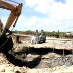 Serviços de drenagem avançam na obra de urbanização da Coroa do Meio - Fotos: Wellington Barreto