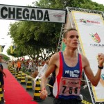 Mais de 600 atletas participaram ontem da 22ª edição da Corrida Cidade de Aracaju  - Fotos: Silvio Rocha