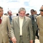 Presidente desembarca em Aracaju e é recebido pelo prefeito Marcelo Déda - Fotos: Márcio Dantas