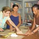 Crianças e idosos são beneficiados com parceira entre escola municipal e Centro de Geriatria - Fotos: Walter Martins