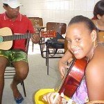 Crianças e idosos são beneficiados com parceira entre escola municipal e Centro de Geriatria - Fotos: Walter Martins