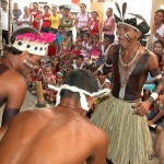 Integrantes da tribo KaririXocó apresentam o Toré na escola municipal Maria Clara Machado - Fotos: Silvio Rocha