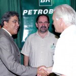 Prefeito prestigia assinatura de contrato para implantação de nova plataforma de petróleo em Sergipe - Fotos: Márcio Dantas