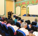 Idosos assistidos pela Semasc participam da mostra de filmes “de olho na tela” da escola do legislativo -
